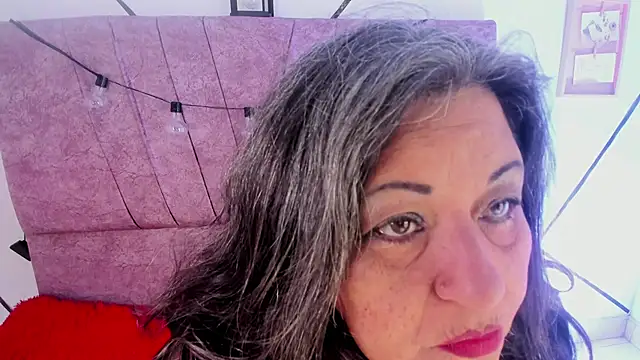 Victoriaa Anderson online show from 02/16/26, 02:02