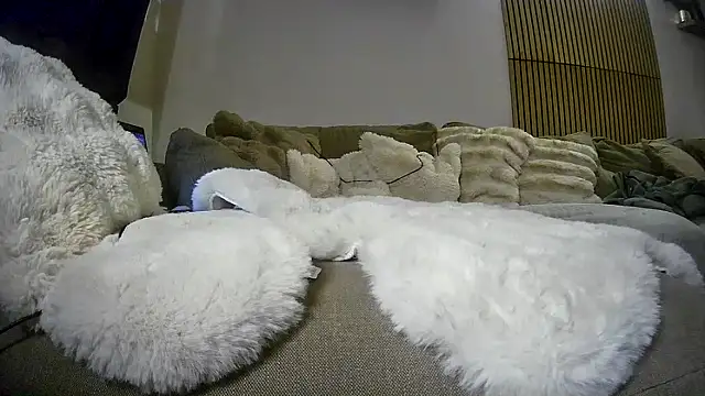 lorenarowena online show from 03/04/26, 11:55