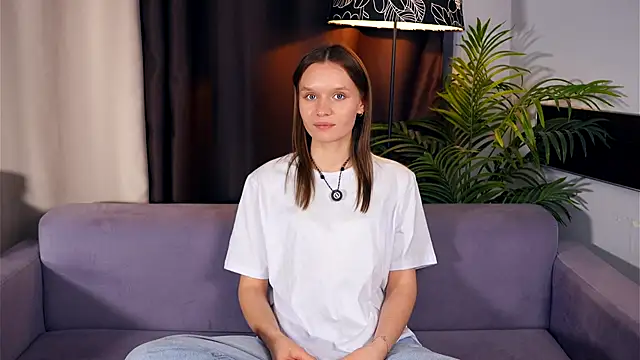 EdythLao online show from 11/10/25, 12:04