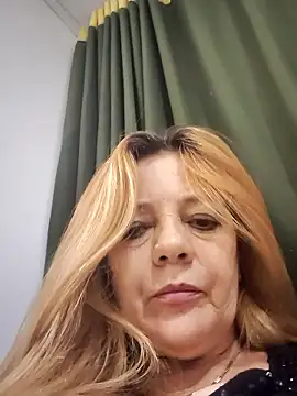 karlaanqui1 online show from 01/16/26, 01:20