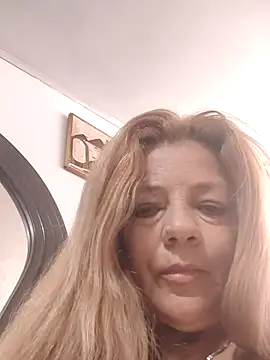 karlaanqui1 online show from 02/13/26, 02:46