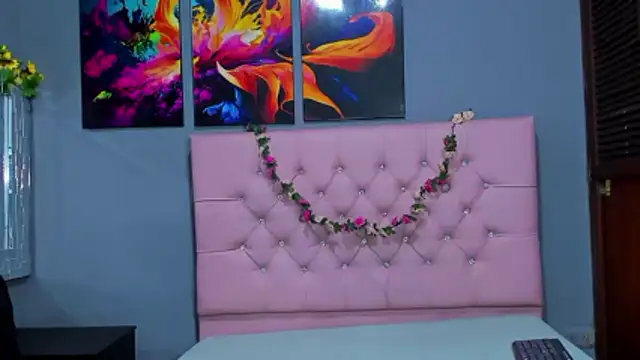 ElanGiraldo online show from 11/29/25, 10:35