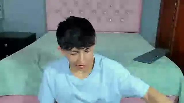 ElanGiraldo online show from 01/09/26, 10:00