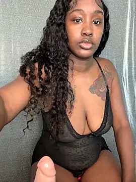 ToyaThick online show from 11/20/25, 05:23