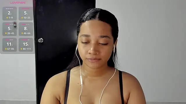  sweetBlair  online show from 11/13/25, 10:30