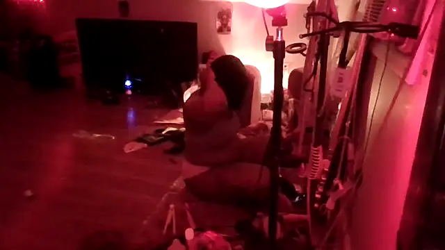 Dusaa  online show from 03/16/26, 06:28