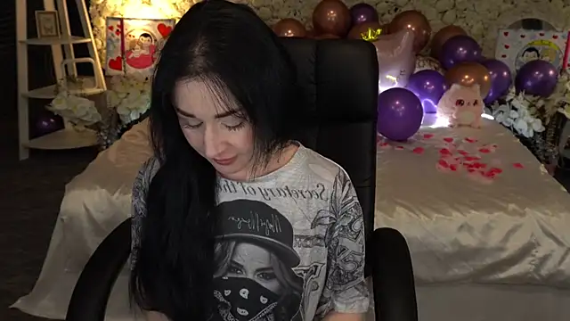 CarolinaaFoxyyy online show from 02/24/26, 07:45