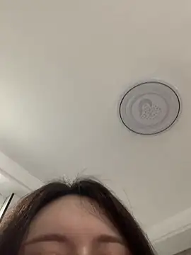 Snapshot of hoho-is chatting on 05/15/26, 10:11 hoho-is online show from 05/15/26, 10:11