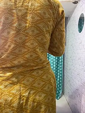 Red Queen 11 online show from 01/13/26, 03:01