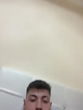 Snapshot of kaangenc11 chatting on 11/13/25, 04:06 kaangenc11 online show from 11/13/25, 04:06