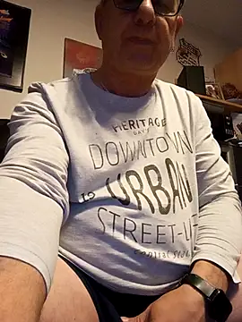 andy-1961 online show from 11/09/25, 11:36