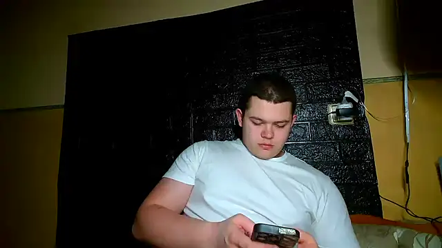 CuteButNaughty  online show from 02/04/26, 09:09