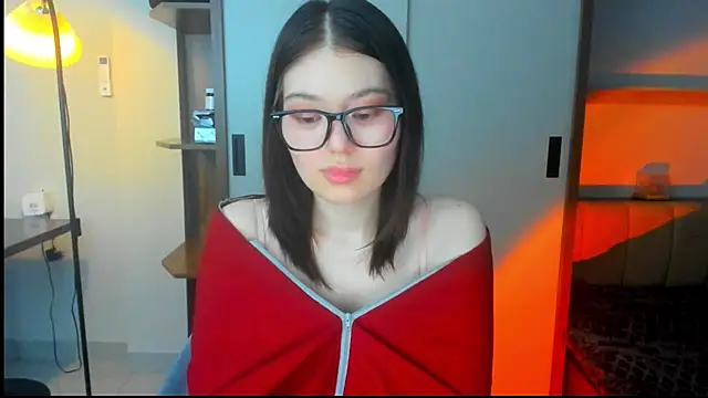 HopeLovely online show from 02/25/26, 03:16