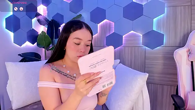 sofiaivanova online show from 02/09/26, 03:43