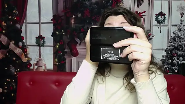 RoseHille online show from 12/21/25, 06:31