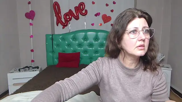 RoseHille online show from 02/23/26, 05:54