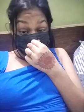 Snapshot of priti654 chatting on 11/21/25, 10:58 priti654 online show from 11/21/25, 10:58