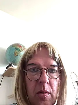 simone xdressing online show from 09/14/25, 08:57