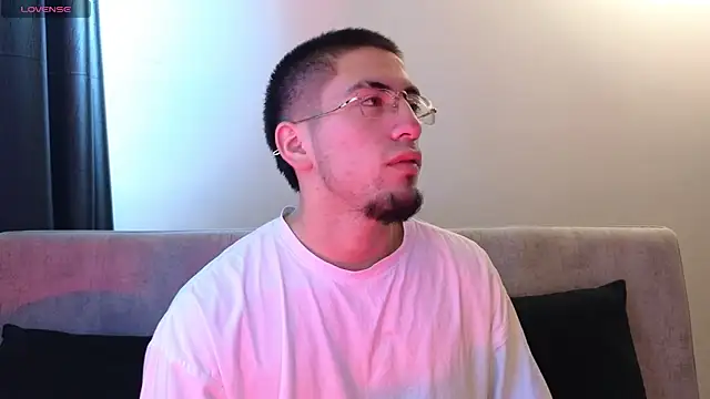 AresMassimoX online show from 03/26/26, 01:38