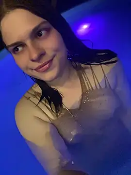 Snapshot of Dona_Mafia chatting on 05/16/26, 02:27 Dona Mafia online show from 05/16/26, 02:27
