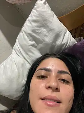 sarinha777 online show from 11/10/25, 04:33