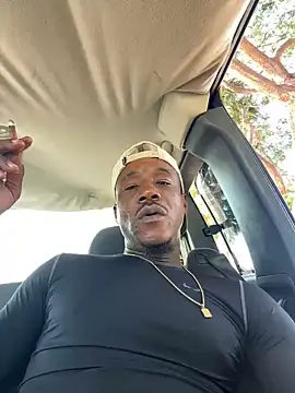 Kingkongg21xh online show from 12/05/25, 07:10