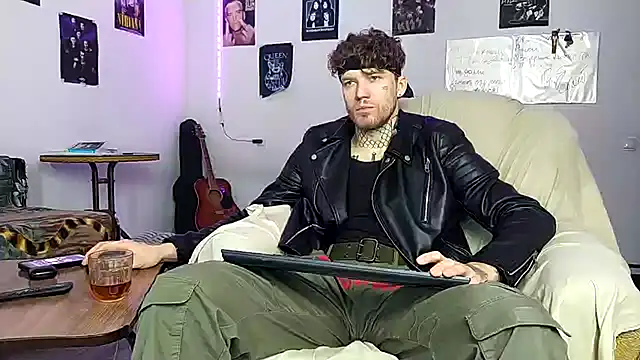 Huntall77 online show from 02/14/26, 05:37