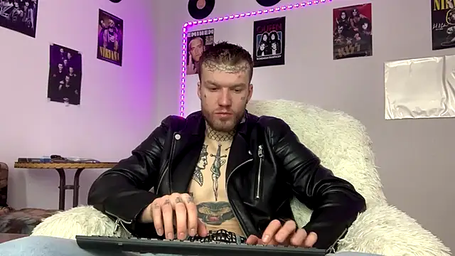 Huntall77 online show from 03/07/26, 05:37