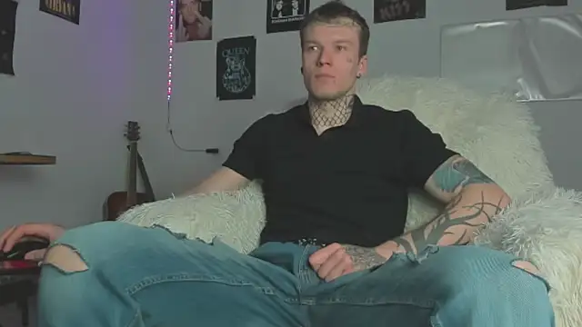 Huntall77 online show from 04/09/26, 03:50