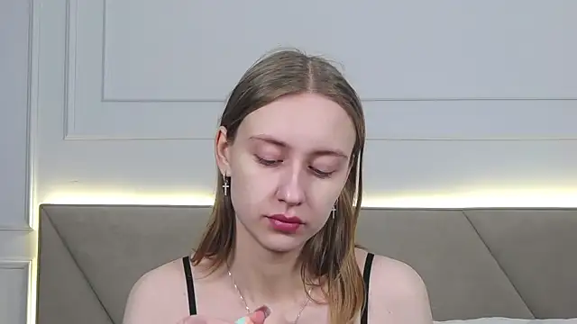 Snapshot of RachaelCute chatting on 11/16/25, 04:29 RachaelCute online show from 11/16/25, 04:29