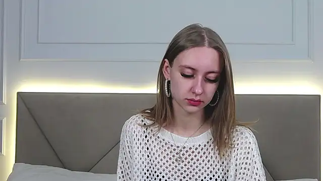 RachaelCute online show from 12/21/25, 04:08