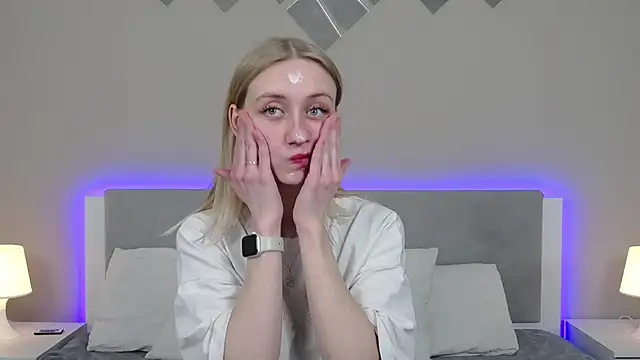 RachaelCute online show from 03/12/26, 09:15