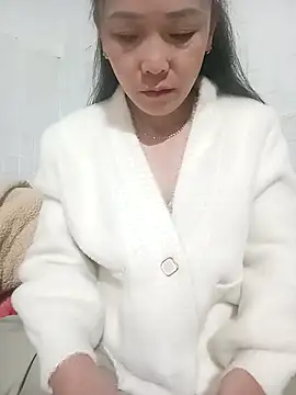 Feeling-hot online show from 12/05/25, 09:00