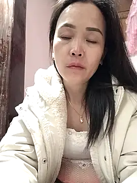 Feeling-hot online show from 01/05/26, 05:27