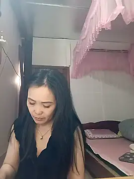 Feeling-hot online show from 02/05/26, 07:35