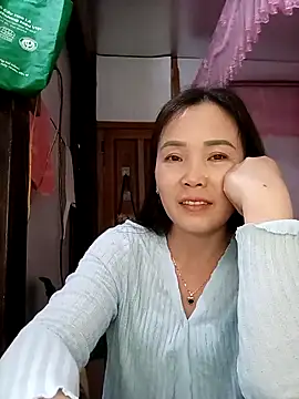 Feeling-hot online show from 05/11/26, 02:45