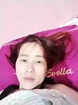 Swan-white123 online show from 11/19/25, 04:56