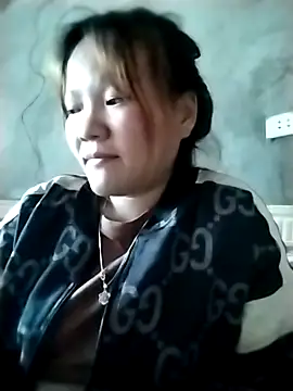 m-mbae online show from 11/22/25, 08:02