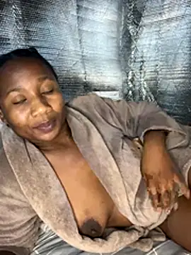 Berries  online show from 11/27/25, 06:32