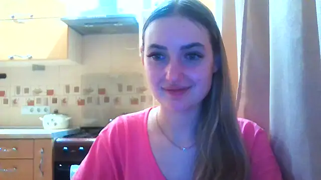 Snapshot of RobinWalker chatting on 11/17/25, 10:26 RobinWalker online show from 11/17/25, 10:26