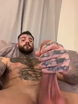 Snapshot of magicmichaell chatting on 02/21/26, 06:53 magicmichaell online show from 02/21/26, 06:53