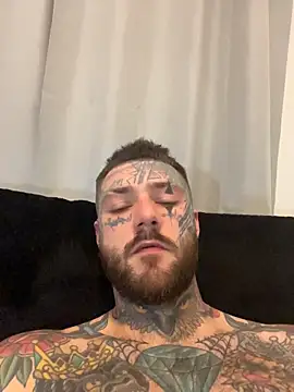 Snapshot of magicmichaell chatting on 03/15/26, 02:23 magicmichaell online show from 03/15/26, 02:23