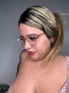 Amira Malia online show from 03/04/26, 11:27