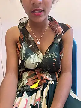 Snapshot of Rani__telugu chatting on 02/17/26, 03:40 Rani telugu online show from 02/17/26, 03:40