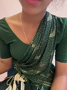 Snapshot of Rani__telugu chatting on 02/18/26, 03:52 Rani telugu online show from 02/18/26, 03:52