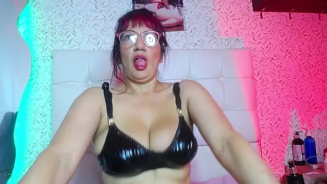 Snapshot of adalya_y chatting on 04/29/26, 05:30 adalya y online show from 04/29/26, 05:30