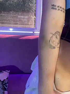 ReiAyanamy online show from 12/14/25, 08:02