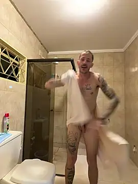 Lucasjandre online show from 04/28/26, 02:27