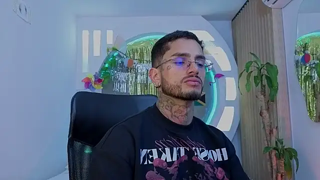 Alanrodgers online show from 04/19/26, 12:04