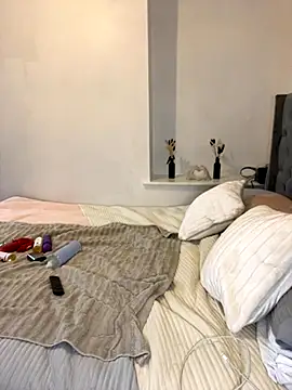 isla-Rae03 online show from 11/19/25, 10:37